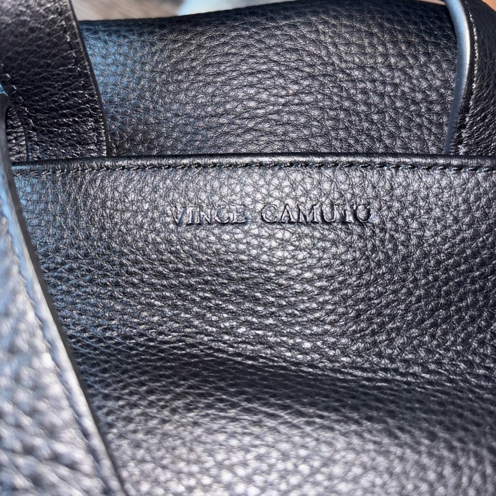 Authentic Vince Camuto Black Leather Small backpack - Picture 4 of 5